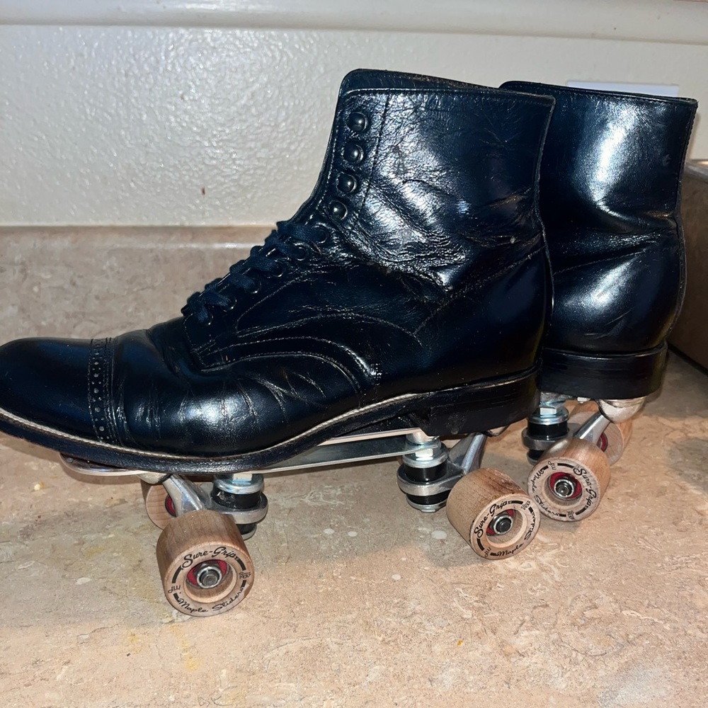 Stacy Adams Skates